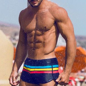 Męskie stroje kąpielowe Rainbow Stripes Swimsuit Men Sexy Swimwear Kąpielówki wyściełane Gay Beach Surfing Bath Suit