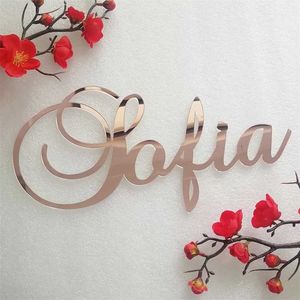 Niestandardowe lustro Rose Gold Name Name Sign Przedszkole Dekoracji Ściennej Spersonalizowane Drewno Nazwa znak Rustykalny Wedding Party Chrzest 211216