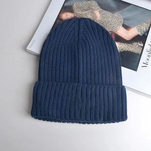 Mode Gestrickte Hut Kappe Für Männer Frau Ski Hüte Beanie Casquettes Unisex Winter Kaschmir Casual Outdoor Hohe Qualität Geschenk AA