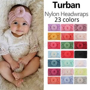 Yumuşak Naylon Knot Bandı Bebek Kız Bebek Türban Heartwraps Fotoprop Kız Saç Aksesuarları 23 Renkler
