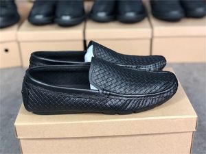 Alta Qualidade Designer Mens Vestido Sapatos Luas Luandeiros Condução de Couro Genuíno Deslizamento Italiano em Preto Casual Shoe Respirável com Caixa 018