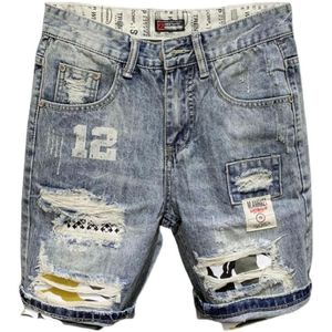 Herr jeans grossist 2021 koreanska mode män avslappnad tiggare hål denim shorts märke tryckt lapp rippade korta byxor2024