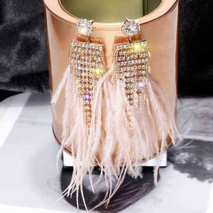 Oorbellen Charm Luxe Shiny Crystal Long Tassel Pink Feather Rhinestone Drop voor Vrouwen Bruiloft Sieraden