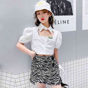 Модная одежда для детей Девушки Отверните воротник White Blouse и мини-леопардовые юбки пуховые рубашки в рукаве Школьная девушка наряд 210622