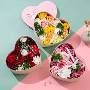 バレンタインデー石鹸の花ハート型のバラの花と箱の花束の結婚式の装飾ギフト祭ギフト0117