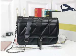 2022 Märkesdesigner Luxury Leather New Fashion Korean Style Shoulder Bags Girl Messenger Bag Christmas Gift