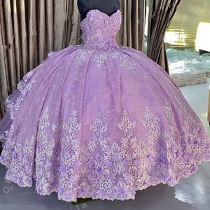 Stunning Lavender Lace Quinceanera Dresses With Flowers Floral Applique Beaded Mulit-Layers Back Skirt Strapless Sweet 16 15 Girls Prom Special Occasion