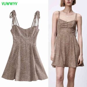 Verão Vestido Marrom Leopardo Impressão Mini es Mulher Backless Strap Night Mulheres Flare Hem Vestidos Botões Frontais 210430