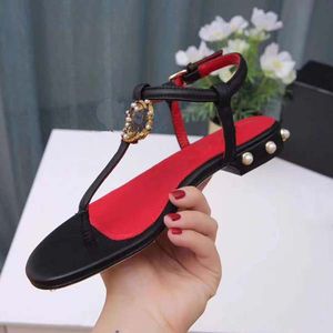 2021 Luxury Designer Sandals Women's Beach Shoes Calf Leather Classic Hardware buckle Pearl heel Fashion Platform Slipper Size 35-43 With box