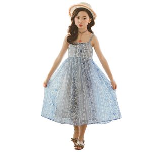 女の赤ちゃんの夏の服新しい2020夏の女の子のビーチスリングシフォンプリンセスドレスボヘミアンスタイルの海辺の休日の服Q0716