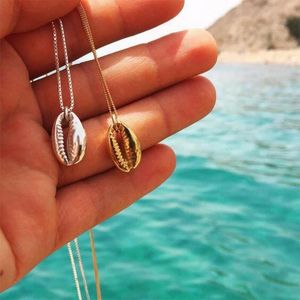 Vintage Altın Gümüş Renk Moda Conch Shell Kolye Kadınlar Için Şekil Kolye Basit Seashell Ocean Beach Boho Takı Hediye