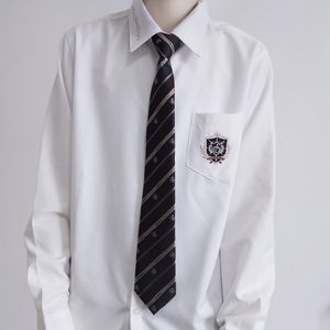 E-baihui Beliebtes Langarmshirt SS Uniform Academy Style T-Shirt Lose besticktes Freizeit-T-Shirt für Jungen und Mädchen L5S008