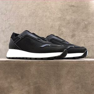 Men Designer Prax 01 Sneakers Technical Nylon Shoes Platforms Trainers Rubber Lug Sole Black Fabric Mesh Casual Shoe Outdoor Runner Sneaker 297