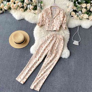 Holiday Floral Two-piece Suit Women Fashion Collar Short Tops High Waist Pants Sets Q266 210527