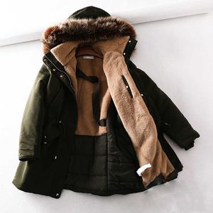 冬の大きな毛皮の襟巻綿ダウンパーカーのための長い軍の緑の黒いジャケットスリムプラスサイズの暖かいコート女性210531