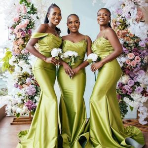 Luksusowy Zielony Frezowanie Mermaid Druhna Dresses One Ramię Pleat Długa Wedding Party Dress African Women Prom Suknie