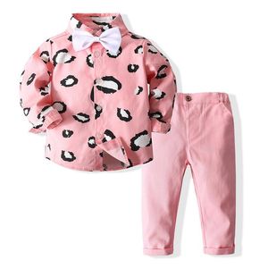 Conjuntos de ropa Baby Boys Kid Pink Leopard Leopard Print Sleeve Bowtie Shirt + Pantalón de suspensión Gentleman Casual Traje de ropa