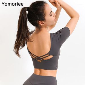 Abito da yoga Bellezza femminile Indietro T-shirt a maniche corte Elastico Sport Fitness Push-up Croce Slim Camicetta attiva Top Donna Outfit