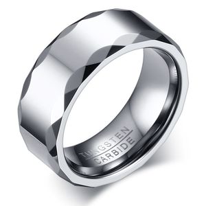 Gravure 8mm High Polished Tungsten Carbide Ring Mens Wedding Band met Faceted Edge