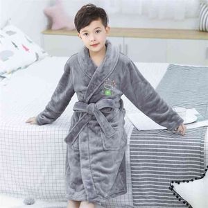 Winter Flannel Bathrobe for Baby Boys High Quality Children Warm Coral Fleece Sleepwear Cartoon Bear Pjajmas Homewear Clothes 210622