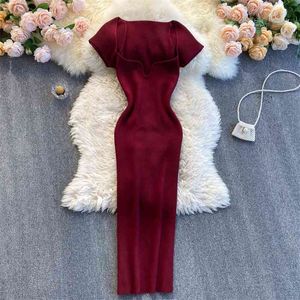 İlkbahar Yaz kadın Seksi Örme Bodycon Elbise Zarif Katı Renk Kısa Kollu Vintage Femme Robe Kore Giyim 210514