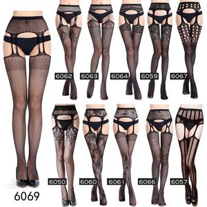 Svart Floral Lace Sexig Garter Strumpbälte Set Sexig Underkläder Kvinnors Underkläder Genomskinlig Fri Storlek Erotisk Jumpsuits för Sex Y0911