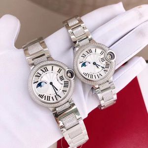 Classic Märke Stainless Steel Quartz Watch Kvinnor Geometrisk Moon Klockor Ladies Rhinestone Bracelet Roman Number Clock 33mm 36mm