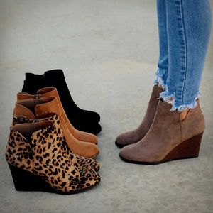 Pointed Toe Booties Winter Women Leopard Ankle Boots Lace Up Footwear Platform High Heels Wedges Shoes Woman Bota Feminina 210911