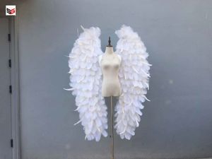 New Arrival Creative Wedding Photo Tło Dekoruj Rekwizyty Pure Handmade Kobiety Duży Strusi Feather White Fairy Wings 110 * 150 cm