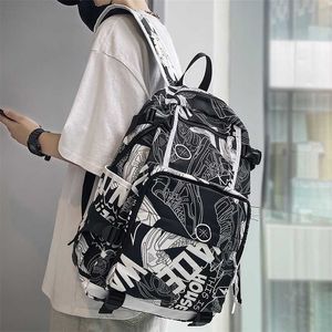 Tasche Männliche Schule Harajuku Mädchen Weibliche Graffiti Print Männer Rucksack Frauen Buch Junge Nylon Damen Mode Laptop Student 202211