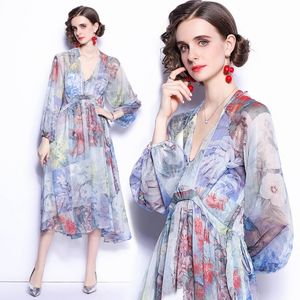 summer fashion women ink smudge flower and bird print V-neck loose lantern sleeves long dress 210531
