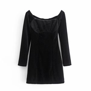 Summer Women Retro Temperament Sexy Tight-Dopasowany Dekolt Dekolt Długi Sleeveed Velvet Kobiet Mini Dress 210520