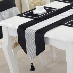 Modern Solid Color Diamond Table Runner Home Table Cloth Hotel Bordduk För Bröllopsfest Chirstmas Decoration