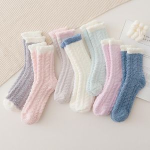 Koralowe Knit Knit Socks Candy Kolor Piętro Sleep Fuzzy Stocking Lady Zima Ciepły Puszysty Gruby Ręcznik Skarpety Kobiety Dziewczyny Casual Pończochy