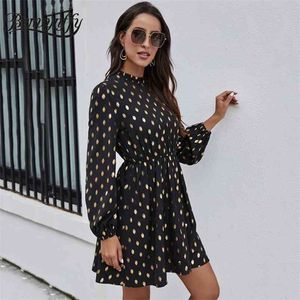 Pescoço de fralar dourante polka dot um vestido de linha de laço para cima de volta cintura alta manga longa mulheres primavera preto elegante mini 210510