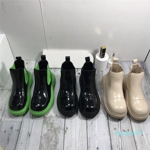 مصممة مصممة Women Women Candy Colored Boots Boot All Wholed Finish و TPU Extole مريحة لارتداء الحجم 35-40
