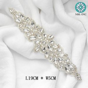 Bröllops sashes pc Crystal Belt Pearl Bridal Rhinestone sash för tillbehör Silver Applique WDD0974