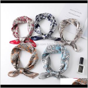 Wraps hattar, halsdukar handskar aessories droppe leverans kvinnor mode utskrift liten nacke scarfs kontor lady hårband foulard hand kerchief kvinnlig