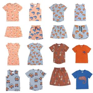 Barn kläder set carlijnq pojkar t-shirt shorts matchande baby tjejer mode klänningar tecknade toppar kort ärm t-tröjor tee 210326