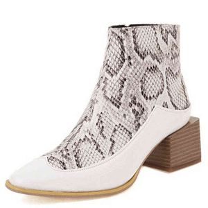 Botas lisas de mulher designer de luxo sapatos de outono sapatos de inverno botas-mulheres redonda dedo do pé baixo moda 2022 tornozelo senhoras tamanho grande ru