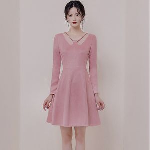 LLZACOOSH Autumn Winter Suede Fabric Party Dress Runway Pink Long Sleeve Hollow Out Ball Gown Dress Vintage Office Vestidos 210514
