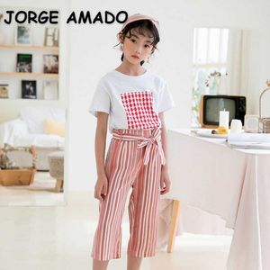 Set da 2 pezzi per ragazza adolescente estiva all'ingrosso Camicia bianca + pantaloni a righe rosse Abbigliamento per bambini Ragazze E2053 210610