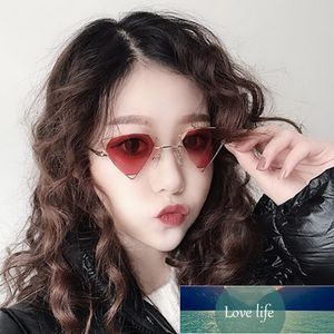 Punk Style Triangle Sunglasses Women Retro Openwork Metal Frame Eyeglasses UV400 90S Hip Hop Tinted Color Lens Sun Glasses Factory price expert design Quality