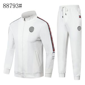 Vendi bene Set di abbigliamento sportivo da uomo Tuta da uomo di marca Abbigliamento sportivo da fitness Due pezzi Felpe + pantaloni Tuta da uomo casual Tuta da ginnastica di alta qualità Taglia asiatica M-3XL