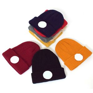 2021 TOP SPRZEDAŻ MĘŻCZYZNIE Luksusowy Unisex Kraite Hat Gorros Bonnet Kanada Knit Hats Klasyczne sportowe czapki Kobiety swobodne czapki na świeżym powietrzu