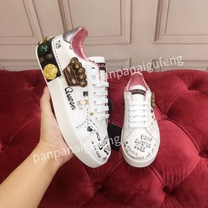 2021 Sneaker Beig Skórzane Buty Rocznika Red i Green Web Stripe Luxurys Sneakers Bi-Color Guma Sole Classic Casual Shoe