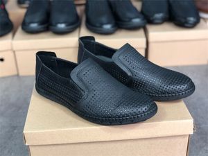 Hochwertige Designer-Herren-Kleiderschuhe, Luxus-Loafer, echtes Leder, italienischer Slip-On, schwarzer Freizeitschuh, atmungsaktiv, mit Box 044