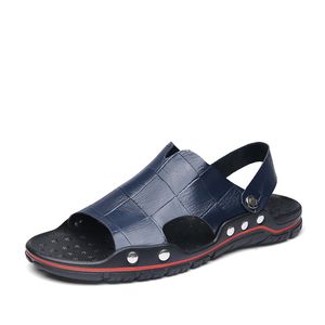 Big Size 38-45 Открытый Lawn Sandals Прибытие Оптовая роскошь Дизайнеры Флип-Флопы Мягкие Нижние Модные Сэнди Бич Обувь