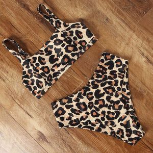 Sexig bikini 2021 Leopard Baddräkt Hög midja Baddräkt Push Up Plus Size Beachwear Bandage Swimwear Women Hot Bandeau Biquini x0522