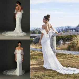 Öppna Back Mermaid Hippie Bröllopsklänningar med Spaghetti Straps Sheer Bolero Off The Shoulder Boho Country Wedding Gowns Beach Bridal Dress